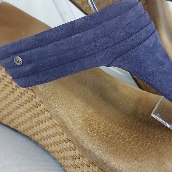 Ugg 3092 Purple Suede Wedge Sandals Split Toe Woven Straw Heels 8 AA - Picture 4 of 13